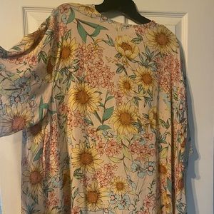 Cute open front kimono style shirt